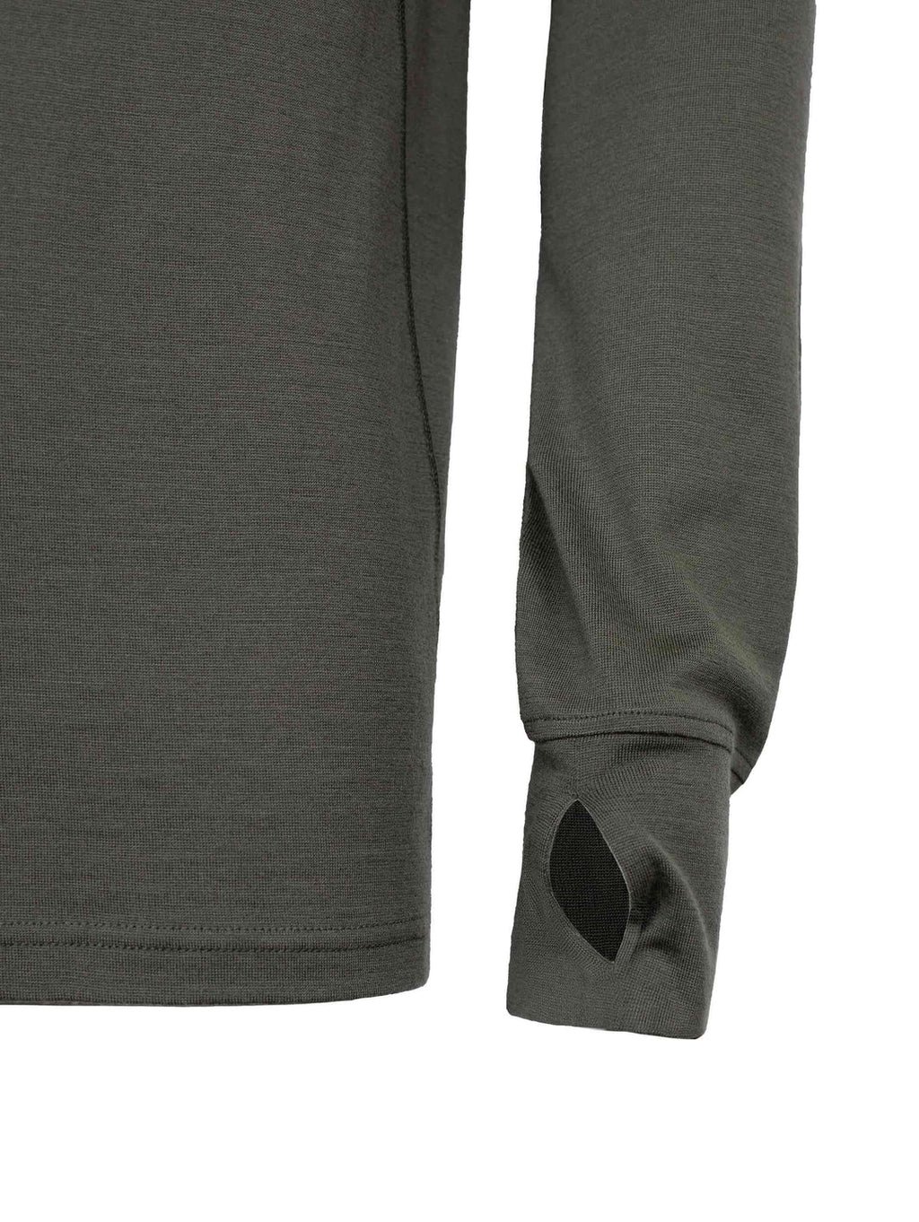 Close up of thumb hole cuff.