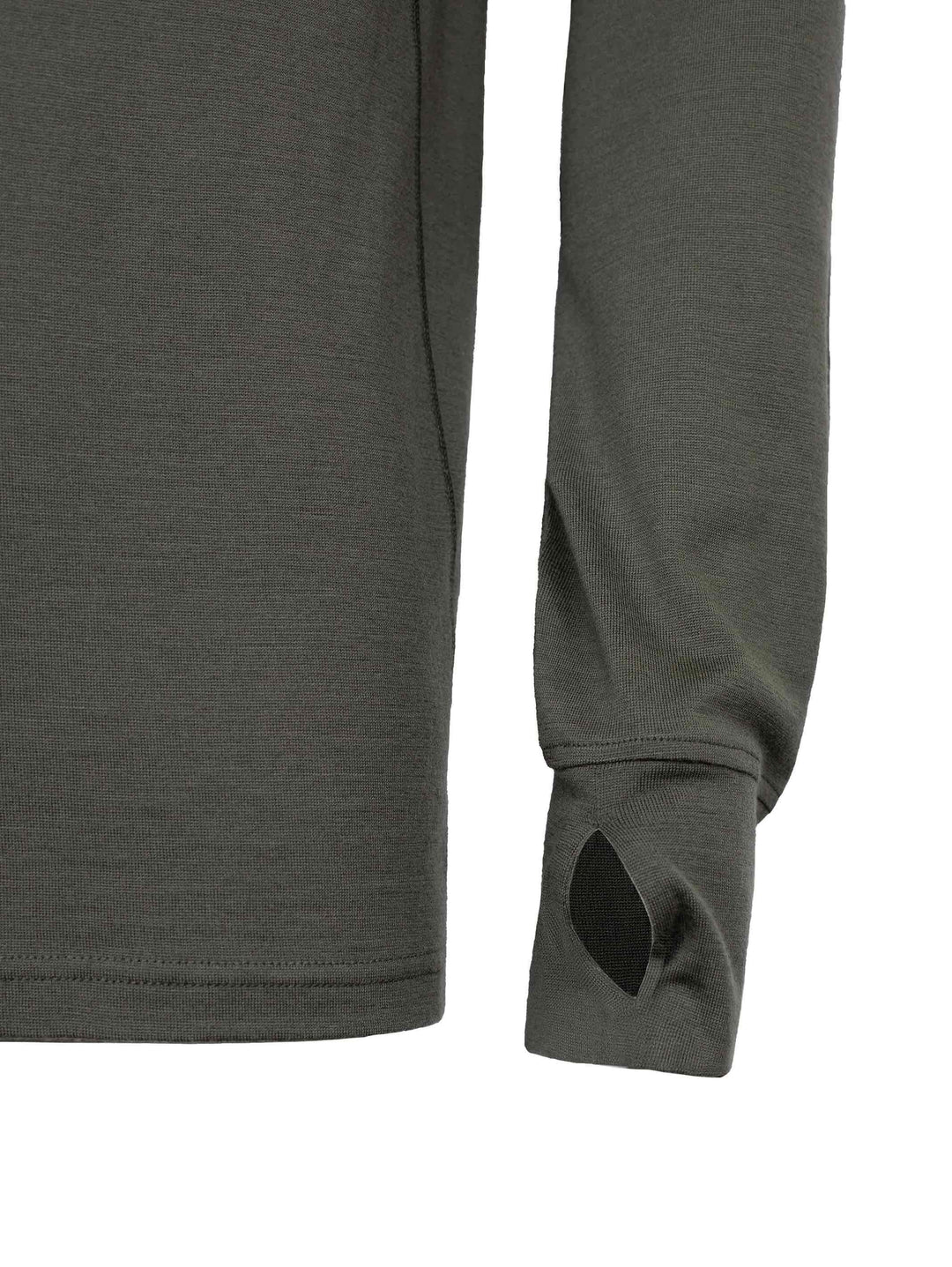 Close up of thumb hole cuff.