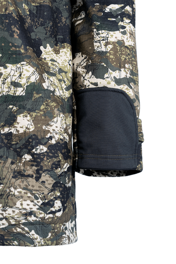 Close up image of sleeve detail on a Huntech men’s bush basics G2 coat in Kakariki camo pattern with a two-layer 330 gsm highly breathable and wind resistant bonded fleece and a DWR® waterproofing treatment for light showers. Ships from Australia.