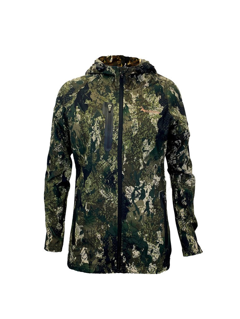 Front view of women’s trail jacket in lightweight four-way stretch Duraflex fabric with a front zip closure, a zipped breast pocket and zippered side pockets. Ships from Australia and shown here in kakariki camo pattern with a Huntech logo in rose gold on the left breast and left upper sleeve.